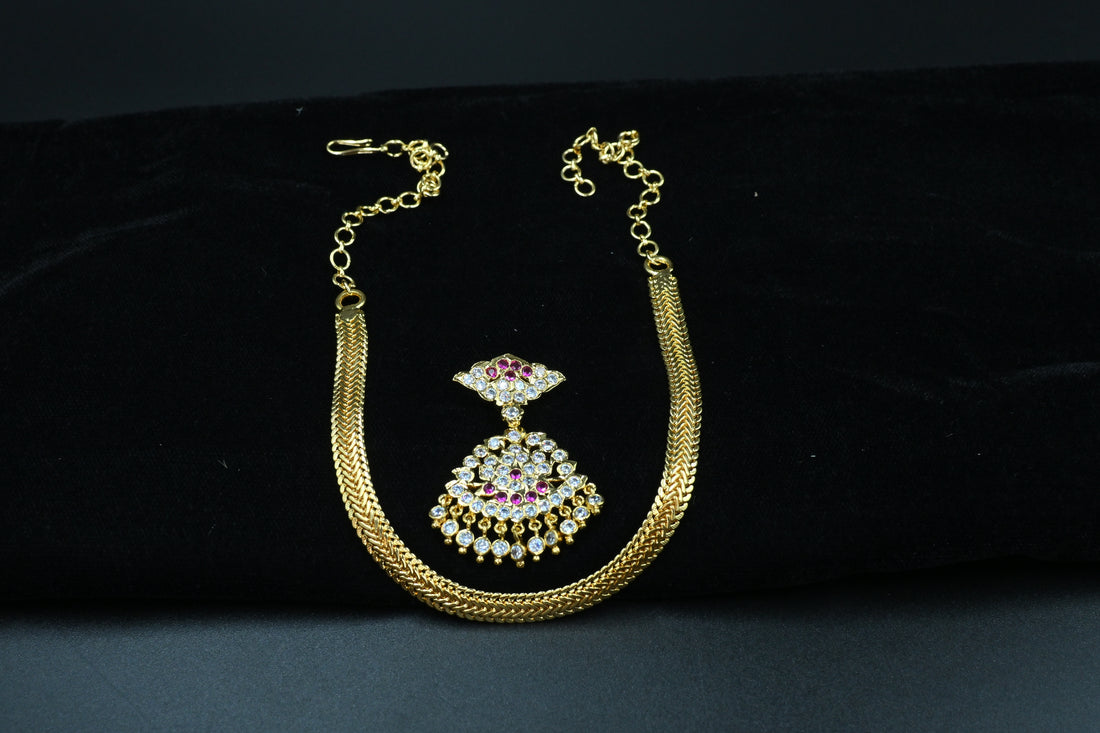 Antique Necklace1031