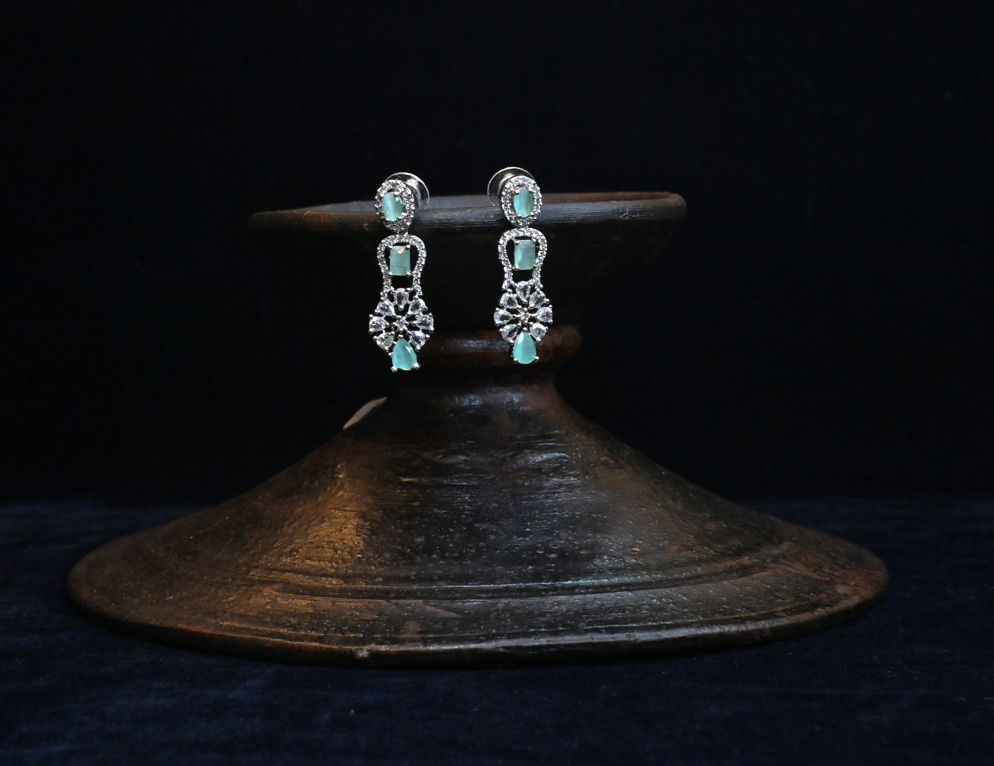 Zircon1001