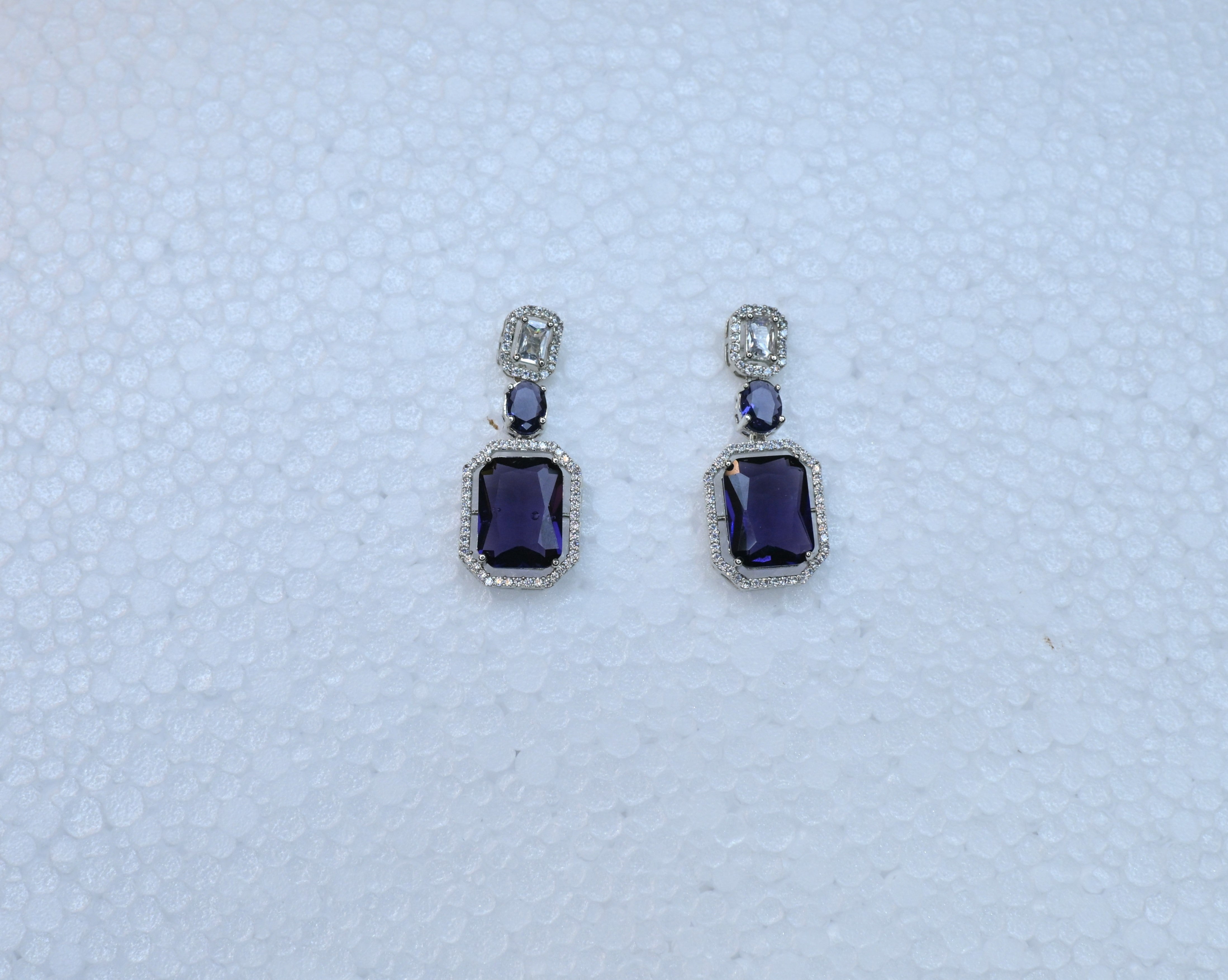 Zircon1013