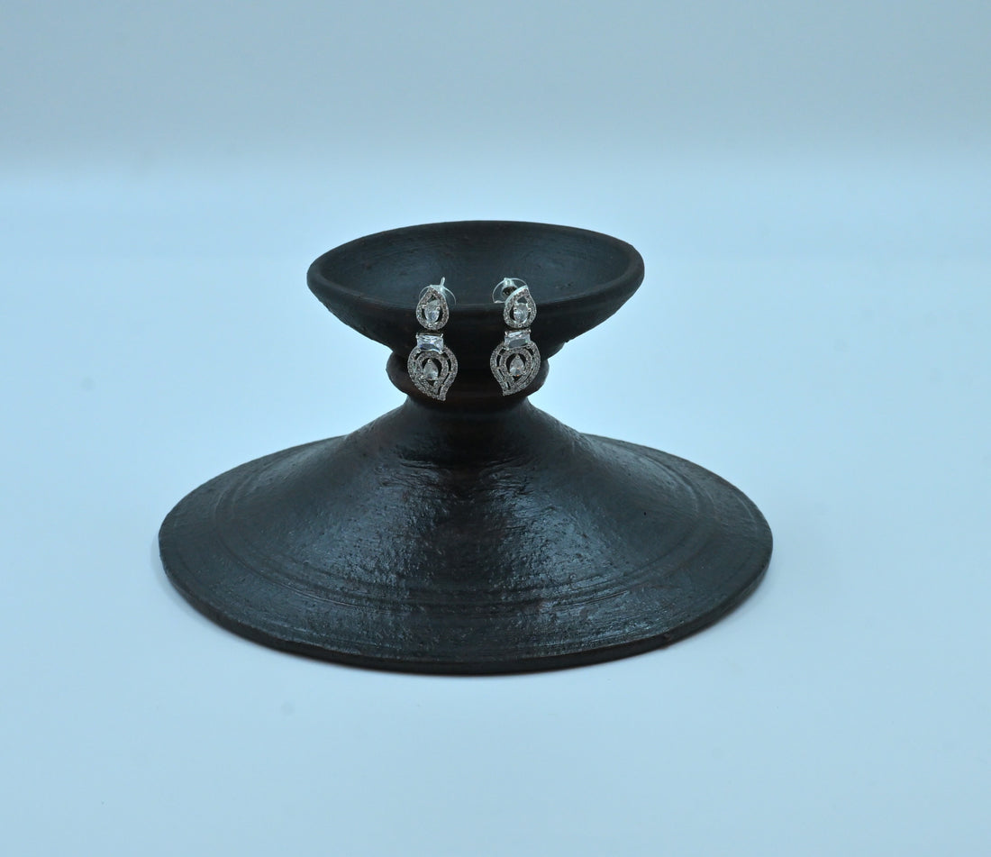 Zircon1033